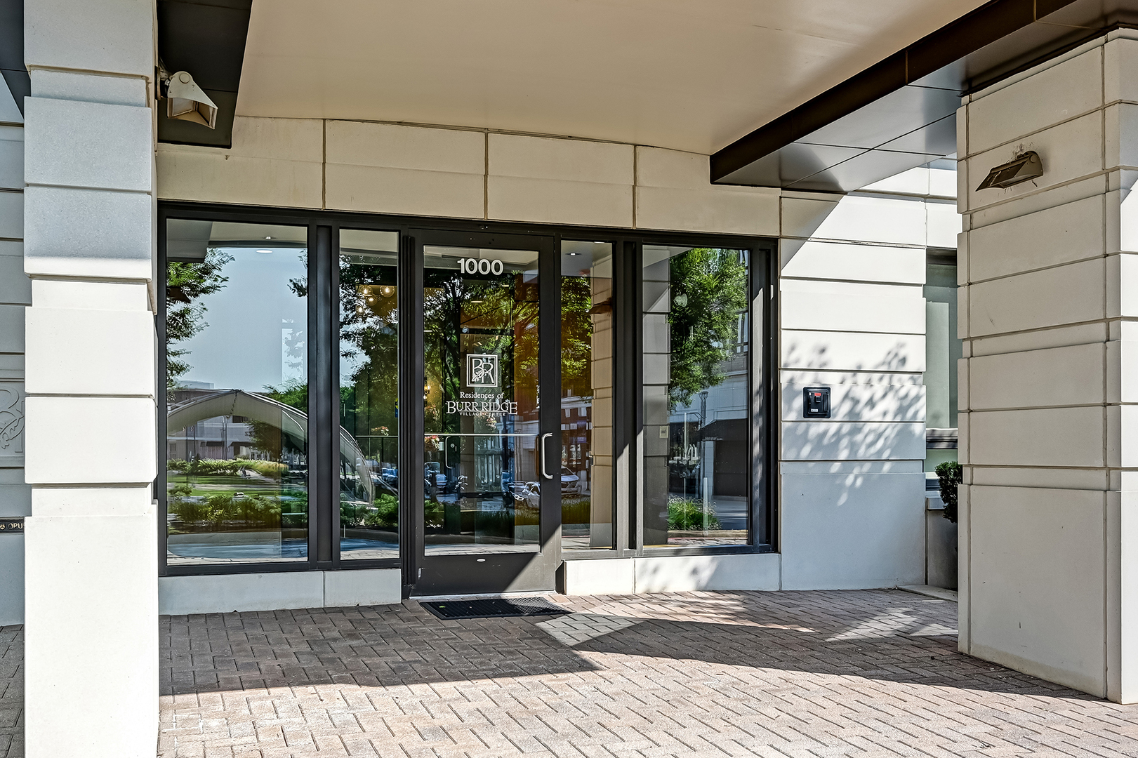 1000 Village Center Drive #113, Burr Ridge, IL 60527