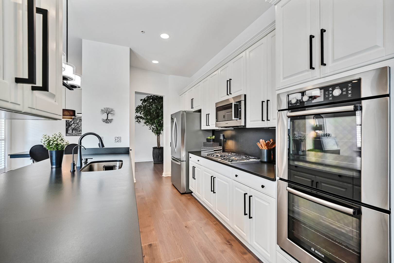 1000 Village Center Drive #113, Burr Ridge, IL 60527