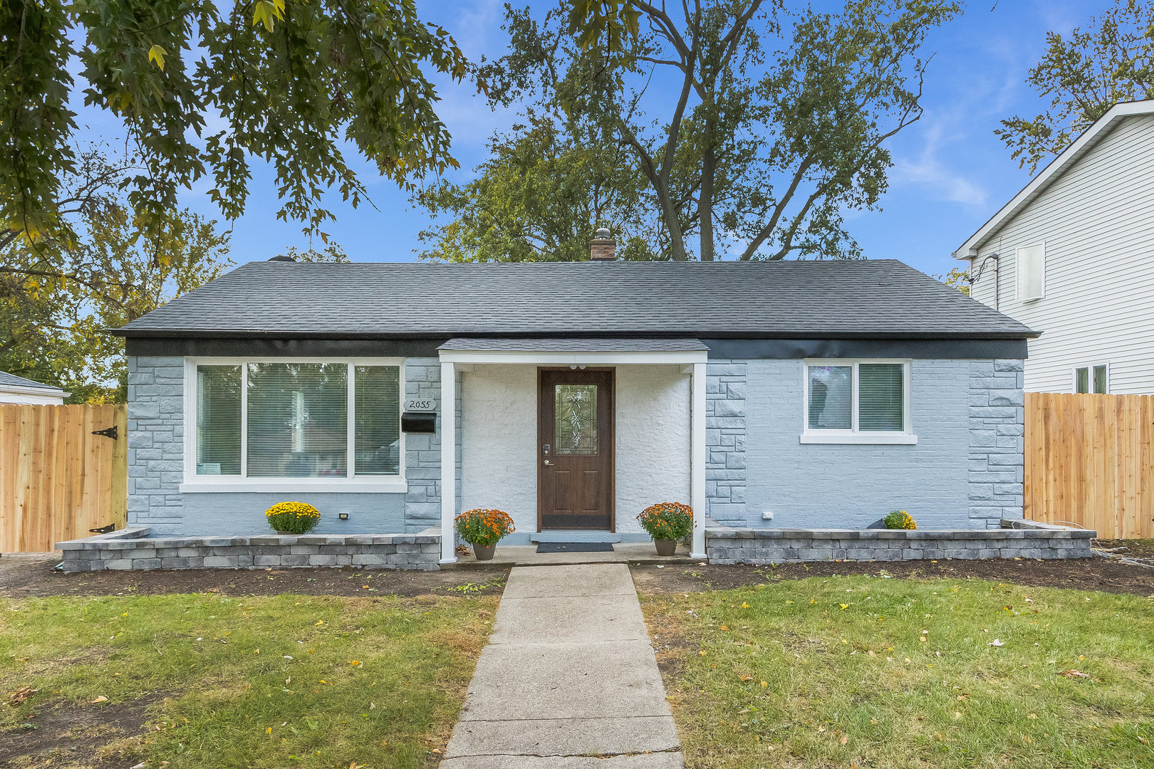 2055 Magnolia Road, Homewood, IL 60430