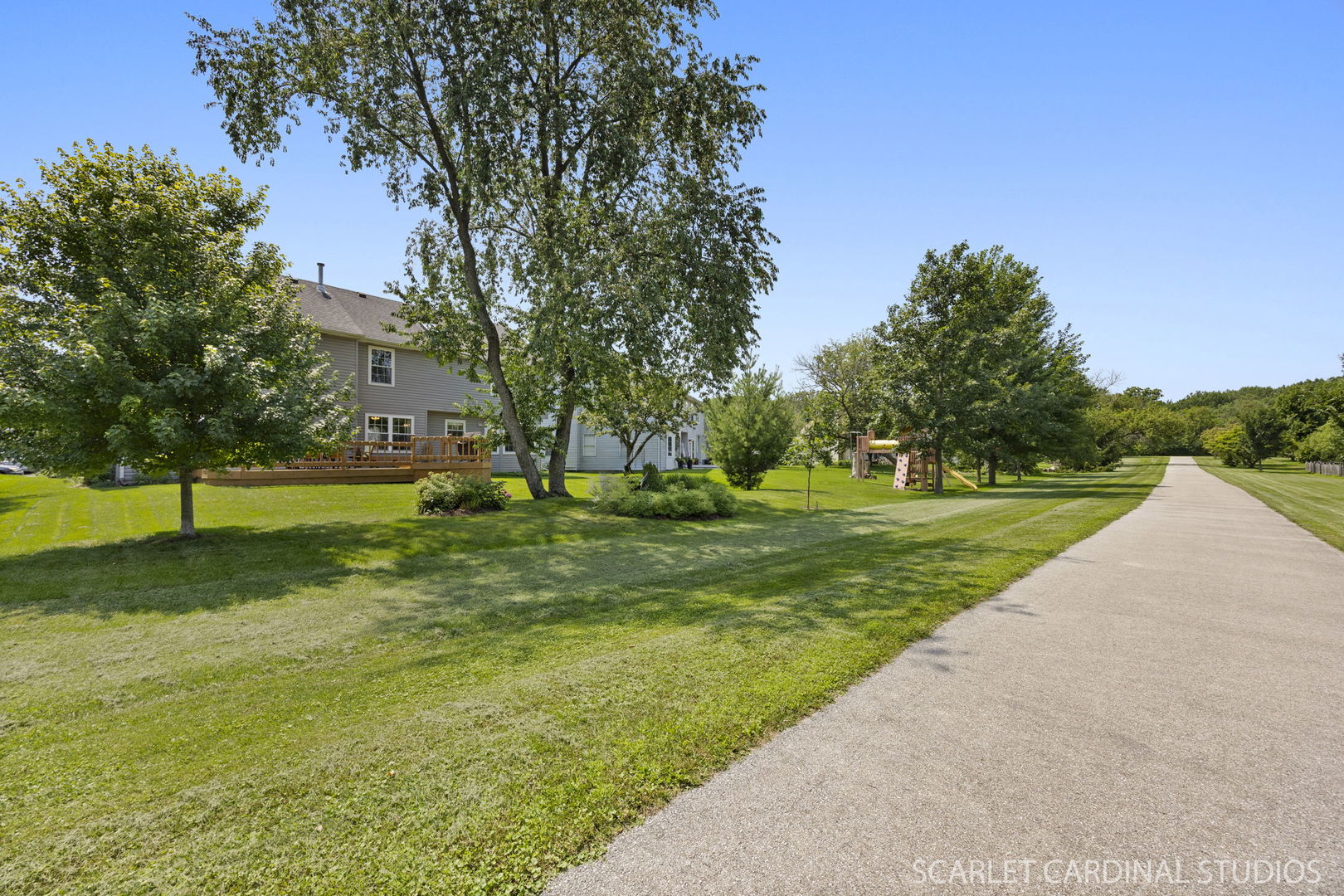 205 Meadowview Lane, Aurora, IL 60502