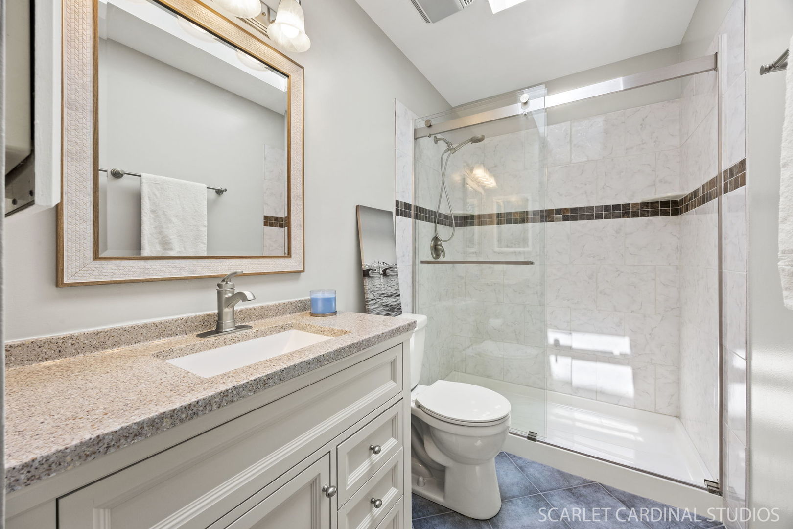 205 Meadowview Lane, Aurora, IL 60502
