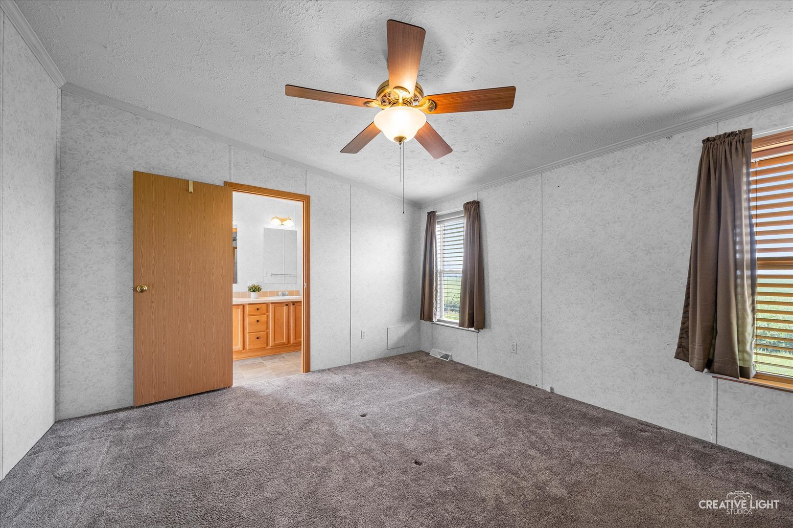 879 Meadowlark Circle #B, Sandwich, IL 60548