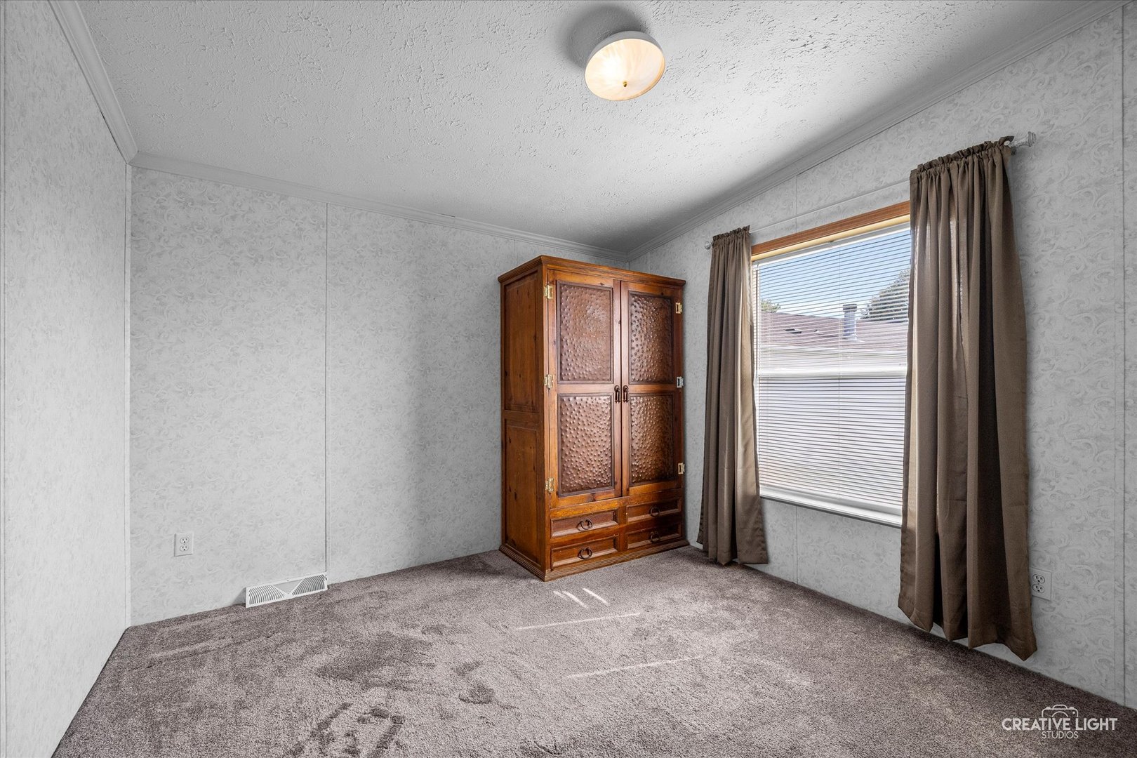 879 Meadowlark Circle #B, Sandwich, IL 60548