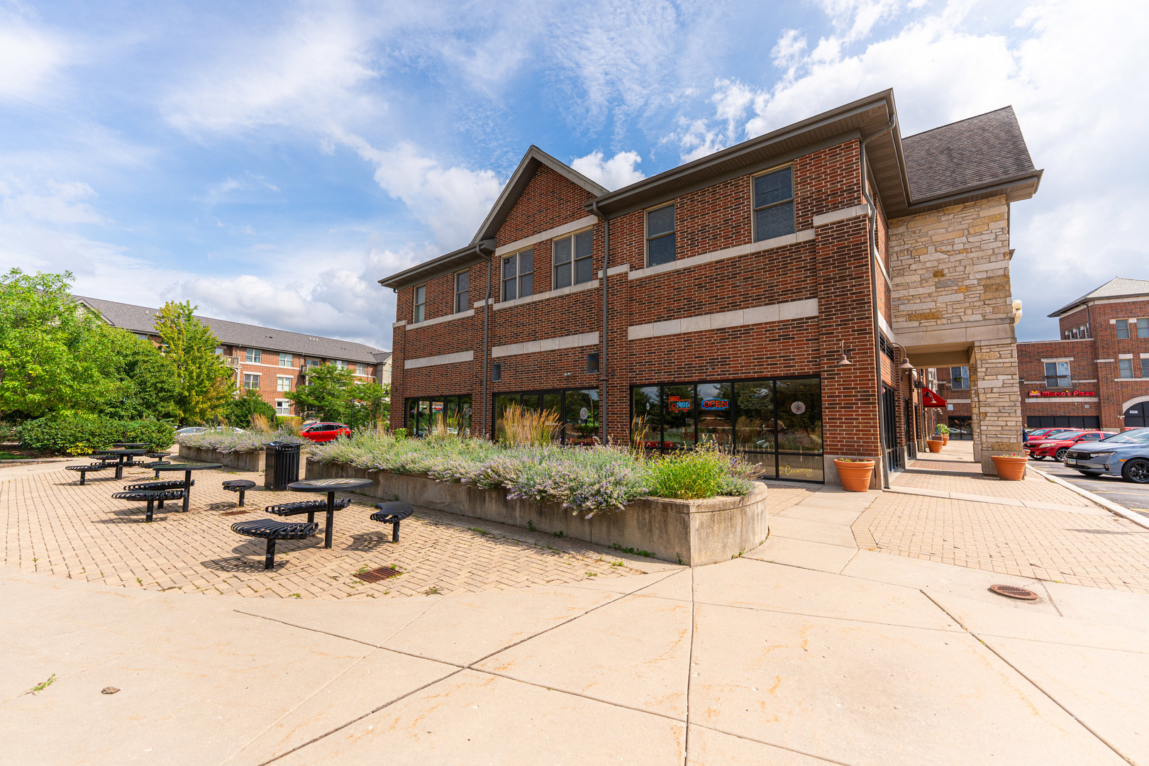 227 S Main Street, Bartlett, IL 60103