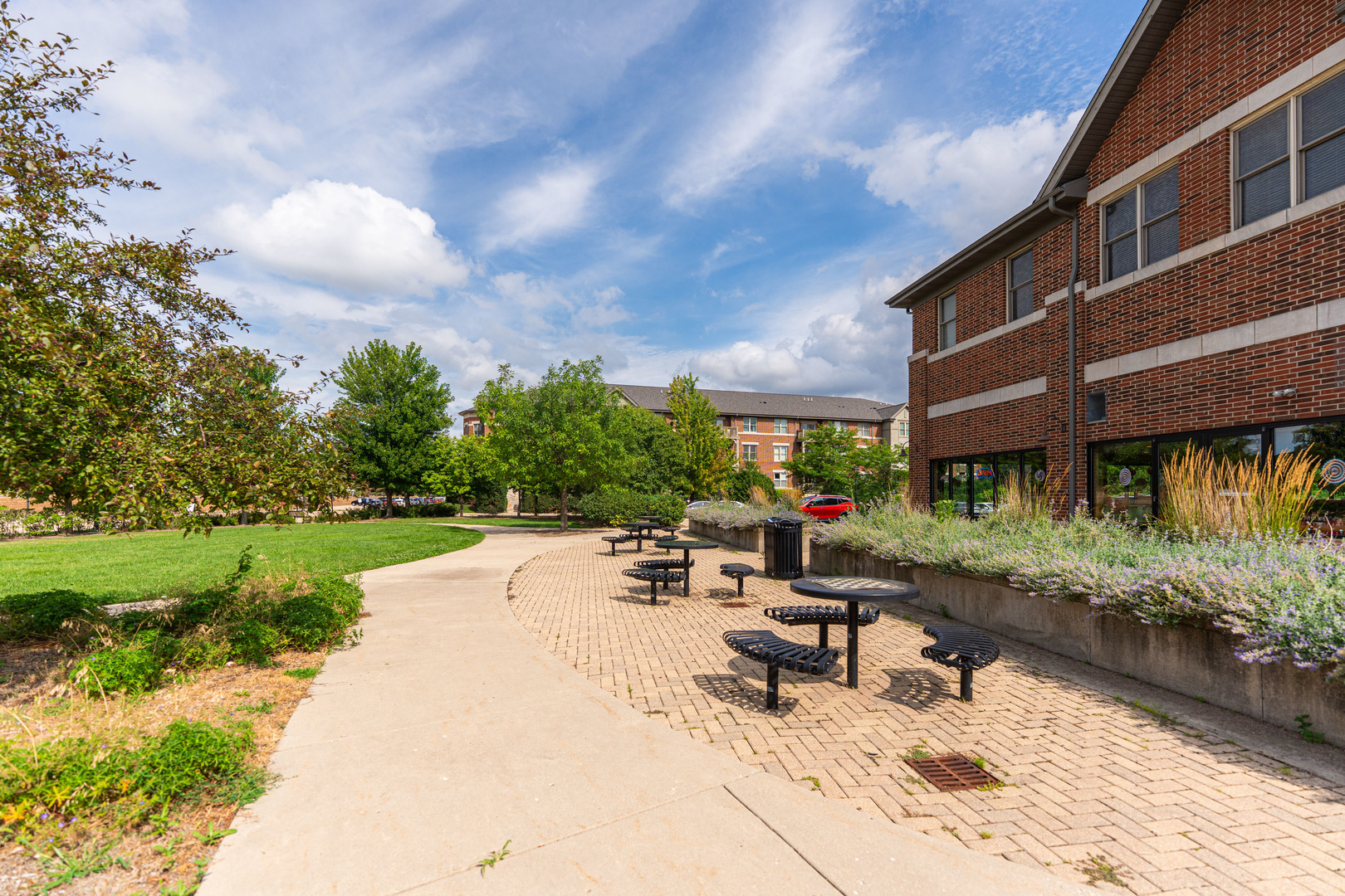 227 S Main Street, Bartlett, IL 60103