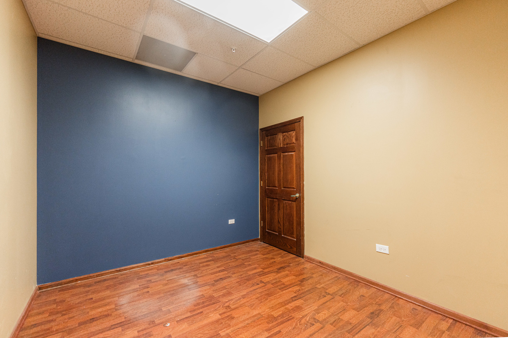 227 S Main Street, Bartlett, IL 60103