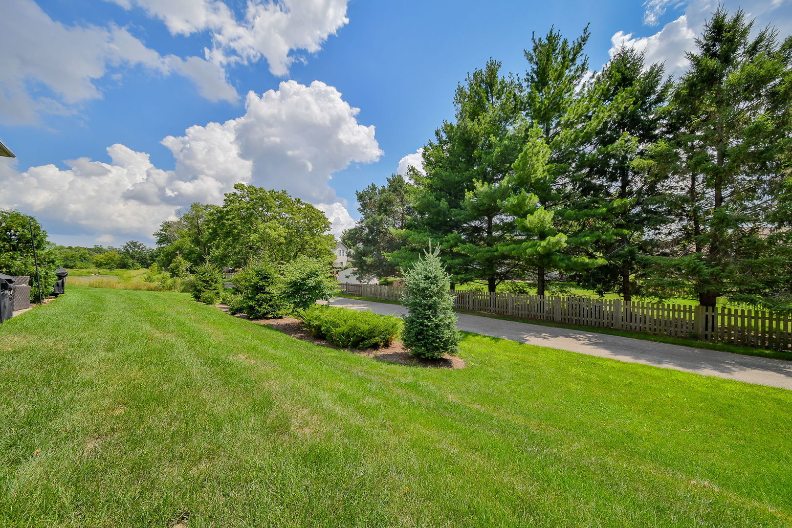 1669 Kraft Avenue #1669, Batavia, IL 60510