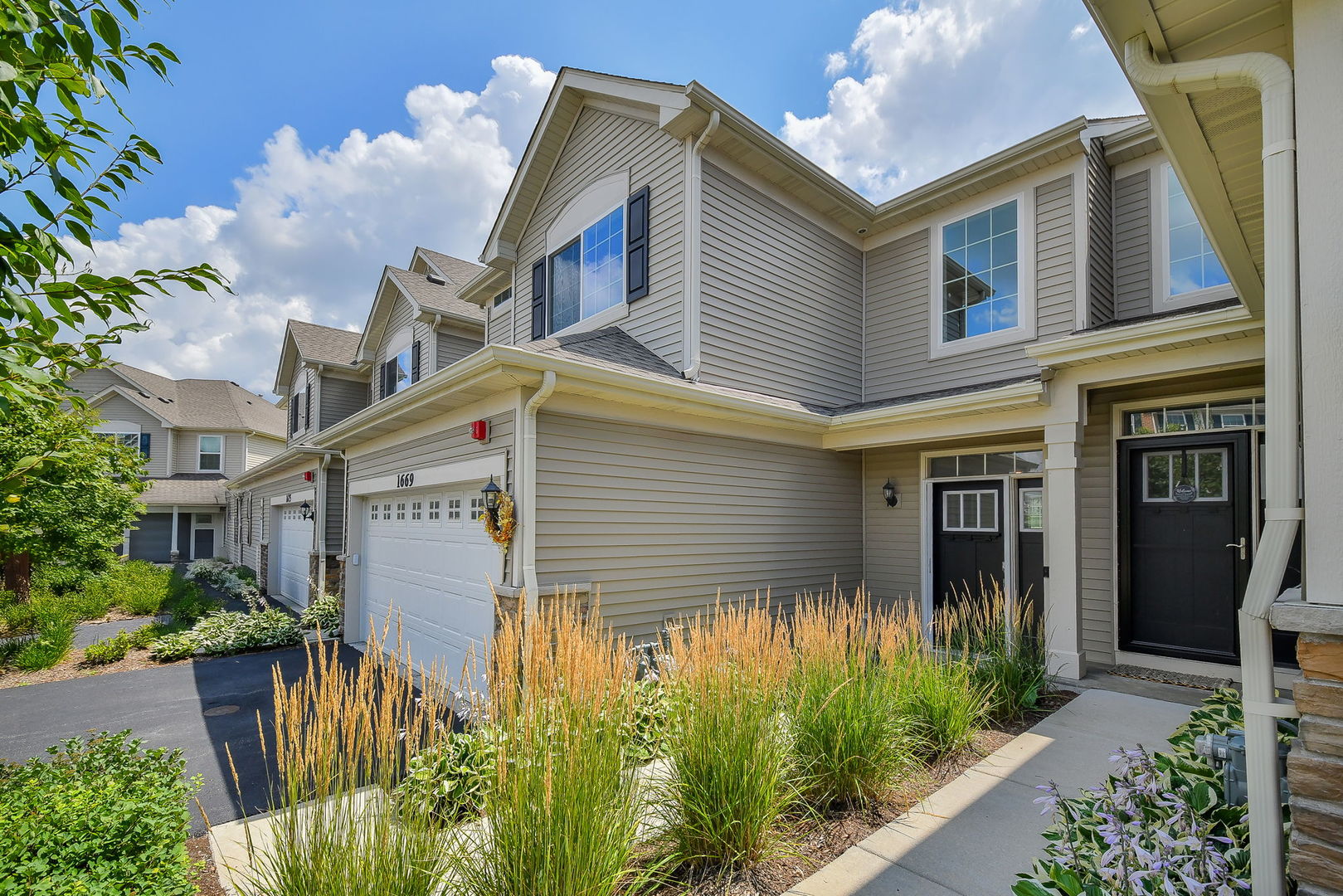 1669 Kraft Avenue #1669, Batavia, IL 60510