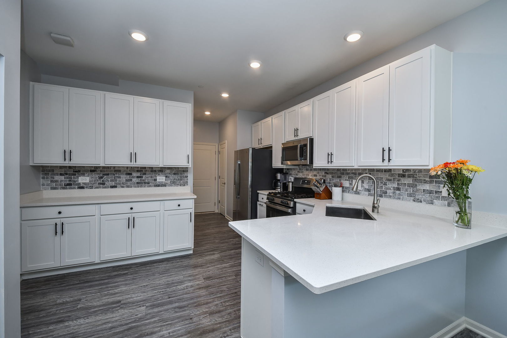 1669 Kraft Avenue #1669, Batavia, IL 60510