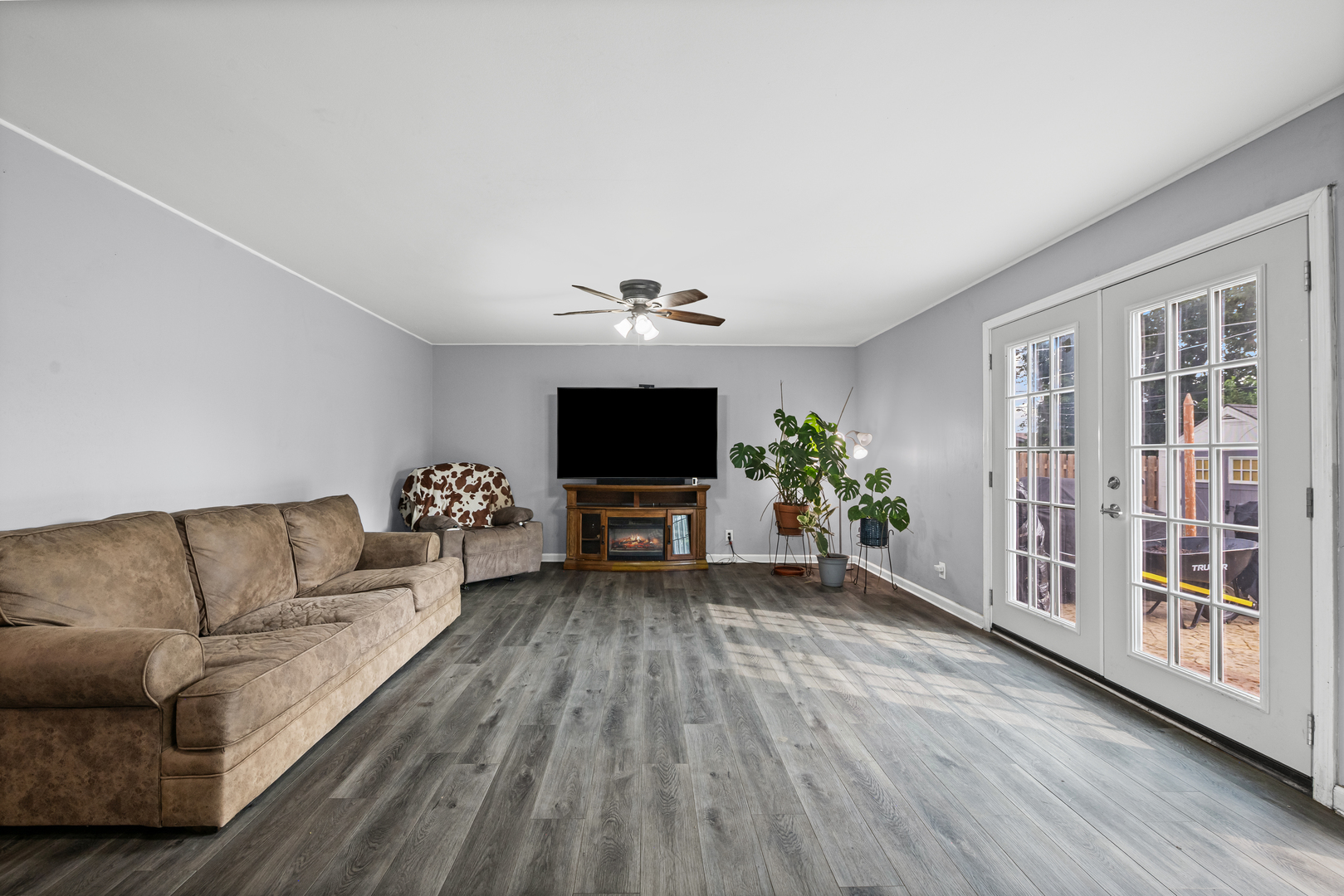 343 Hale Avenue, Romeoville, IL 60446