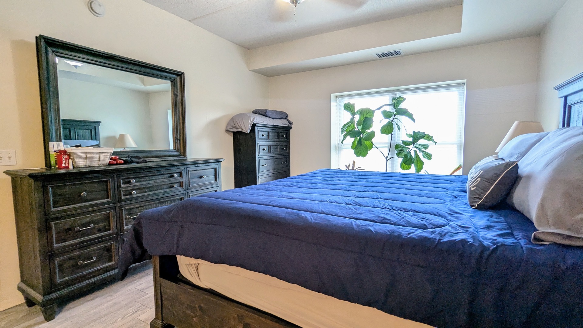 390 W Mahogany Court #412, Palatine, IL 60067