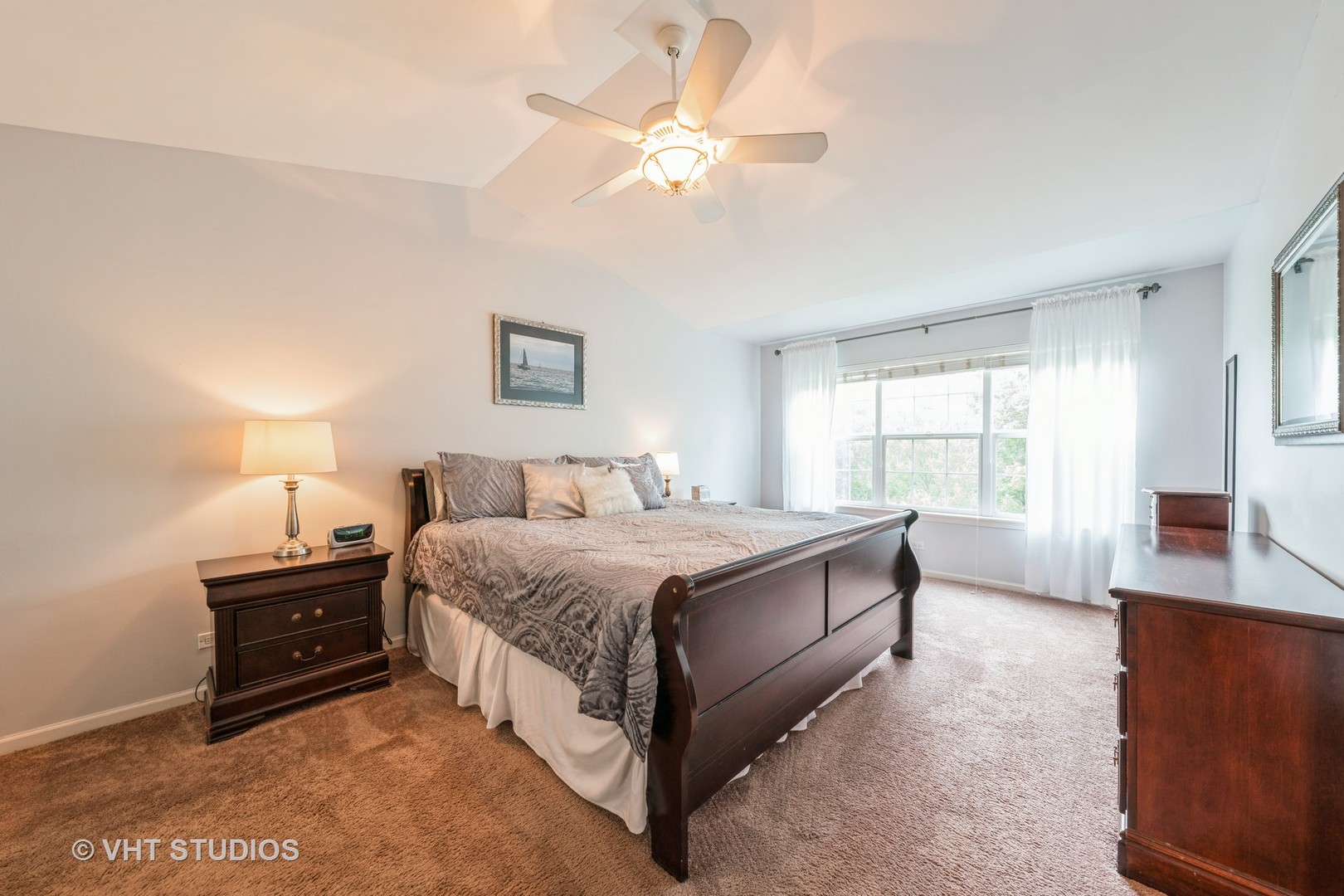 216 River Mist Court, Oswego, IL 60543