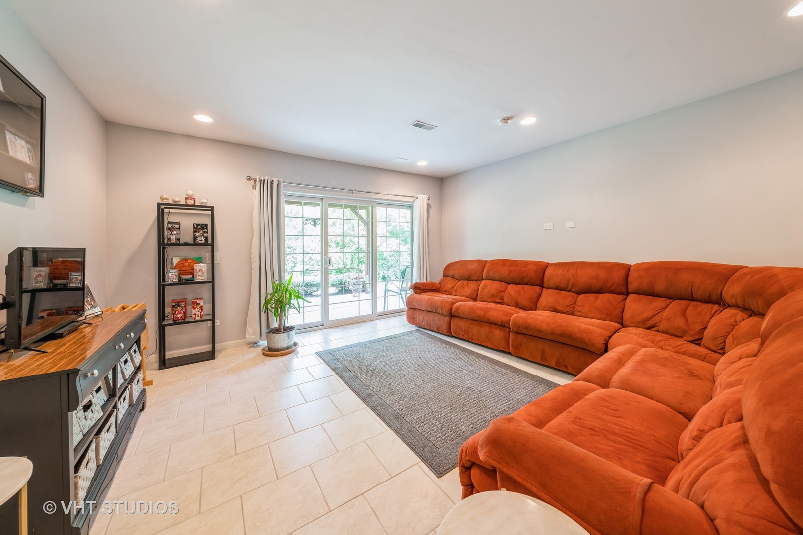 216 River Mist Court, Oswego, IL 60543