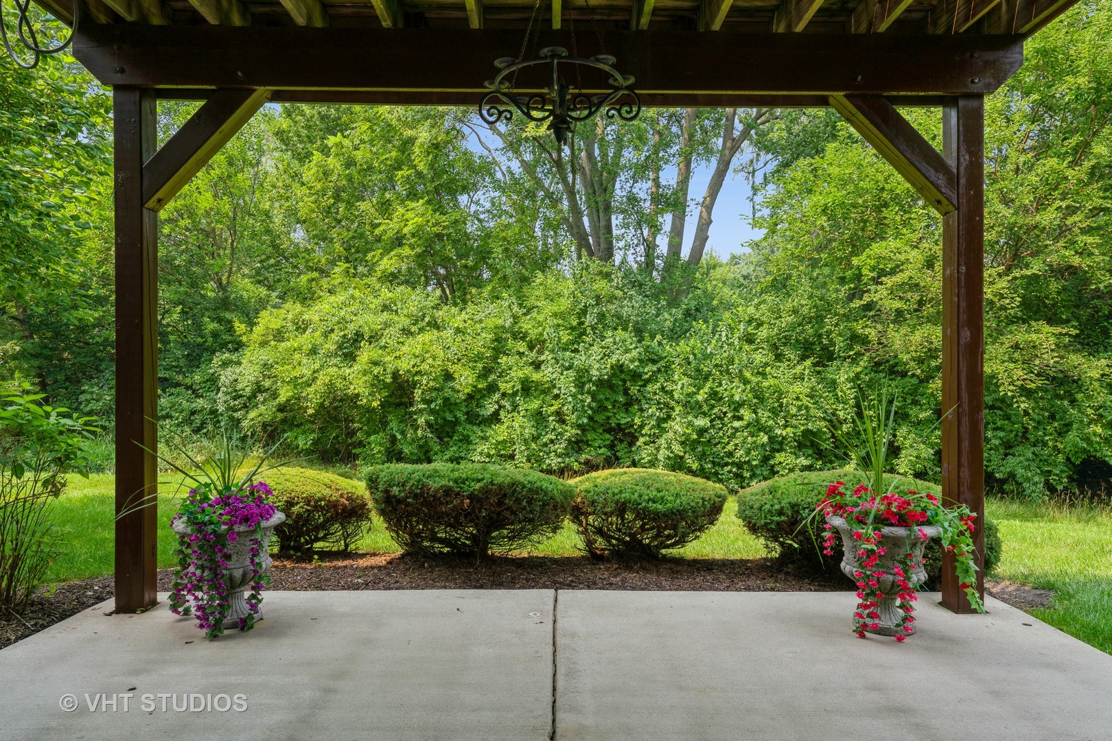 216 River Mist Court, Oswego, IL 60543