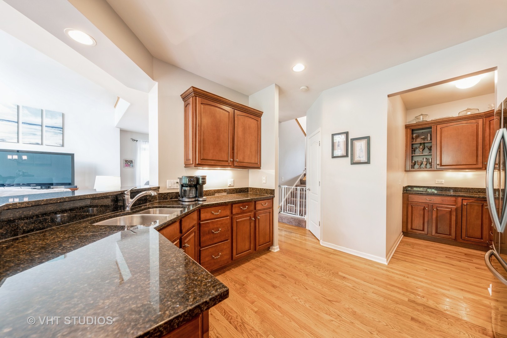 216 River Mist Court, Oswego, IL 60543