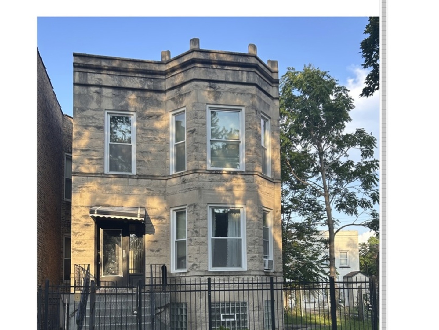 6827 S Langley Avenue, Chicago, IL 60637