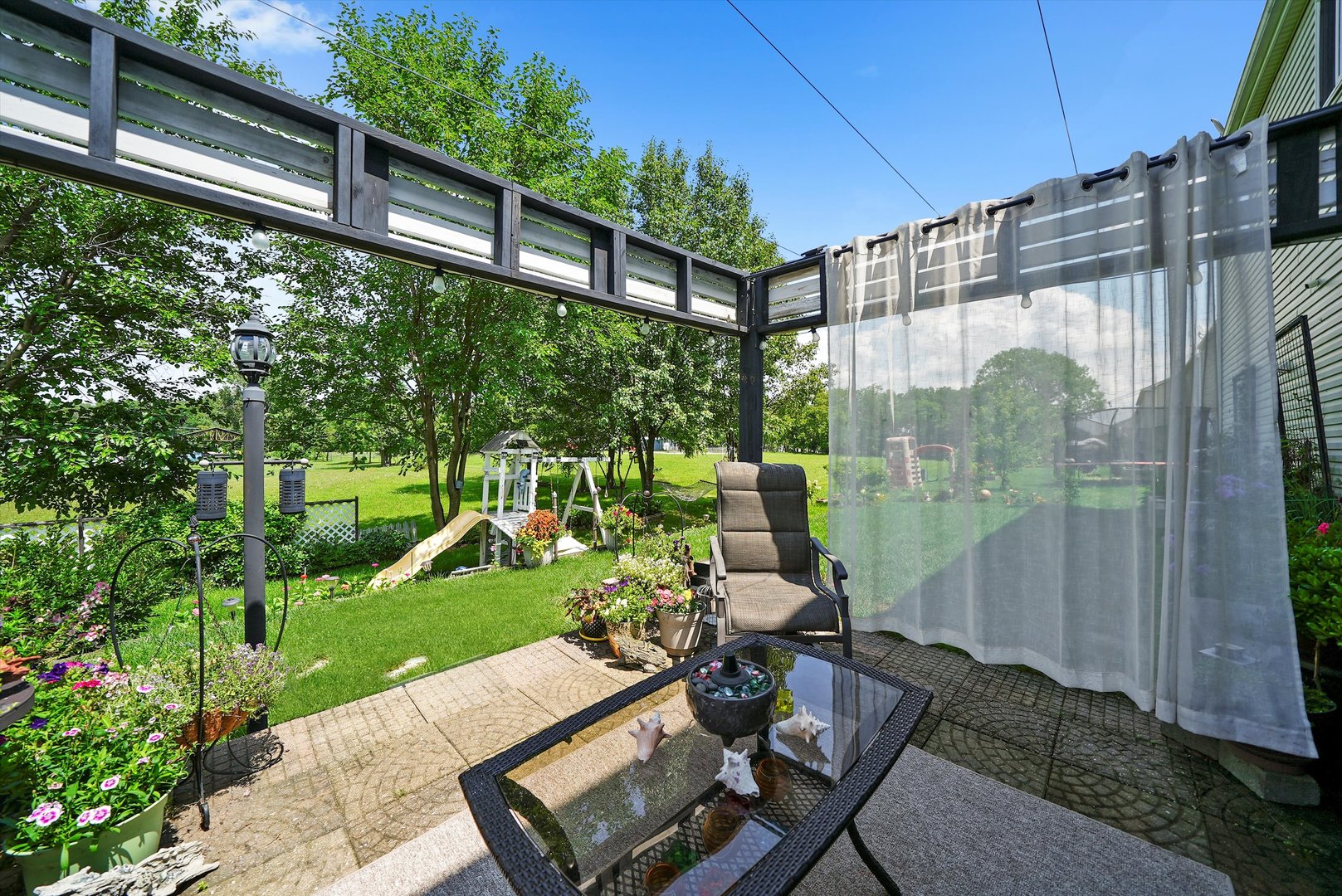 1646 Victoria Park Circle, Aurora, IL 60504