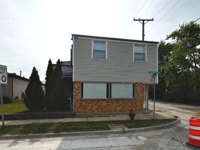 931 BROADWAY Street #1, Joliet, IL 60435