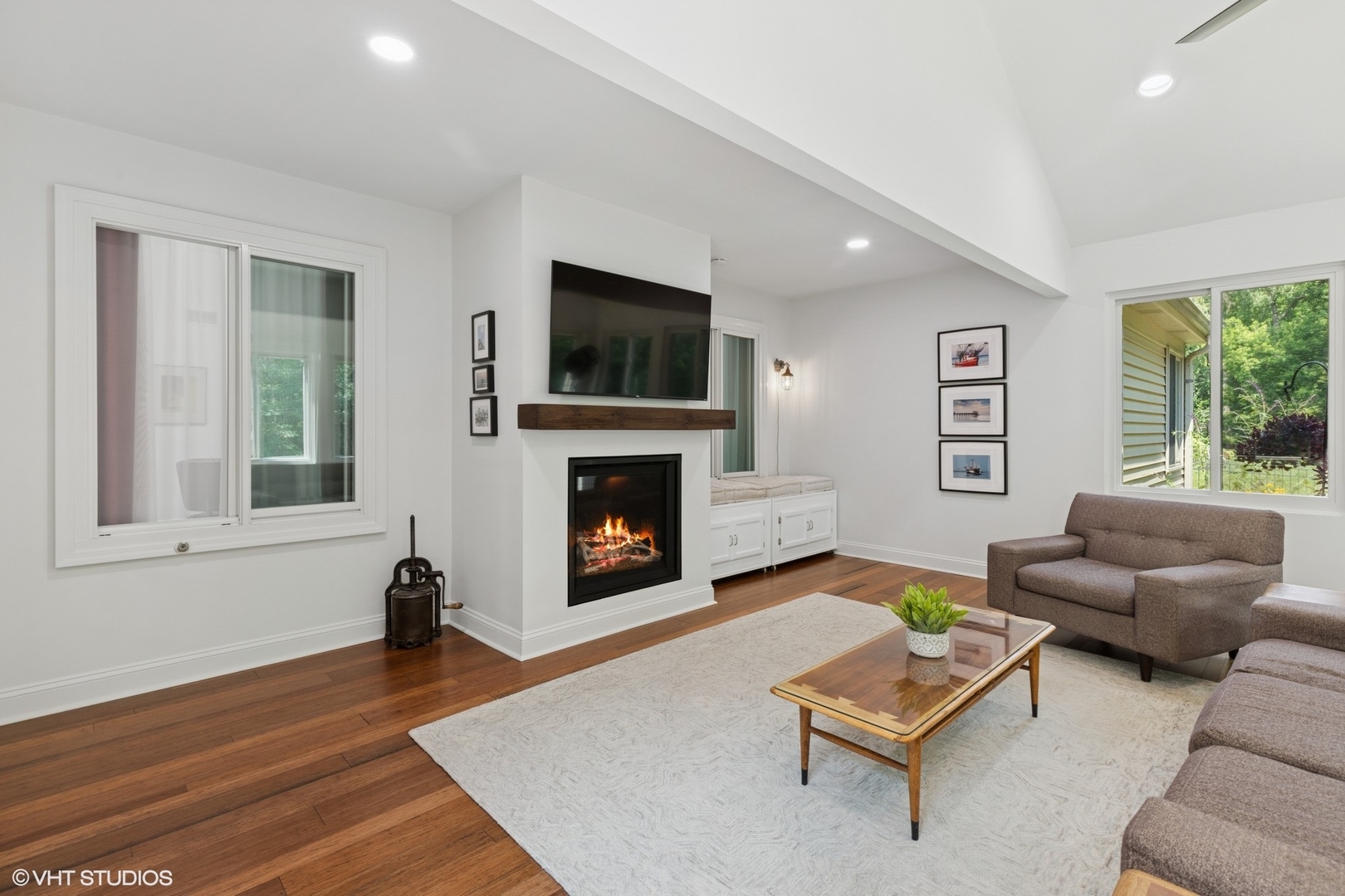 639 Alleghany Road, Grayslake, IL 60030