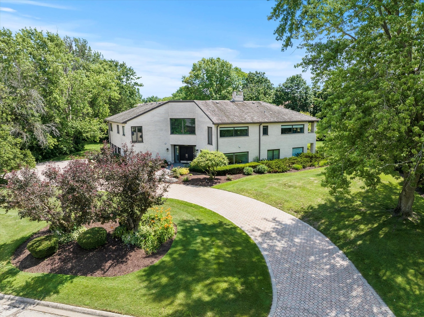 1912 Midwest Club Parkway, Oak Brook, IL 60523