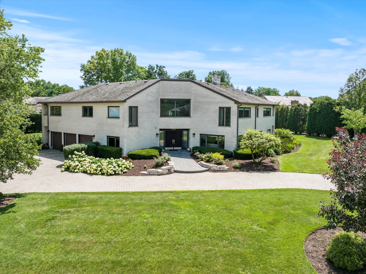1912 Midwest Club Parkway, Oak Brook, IL 60523