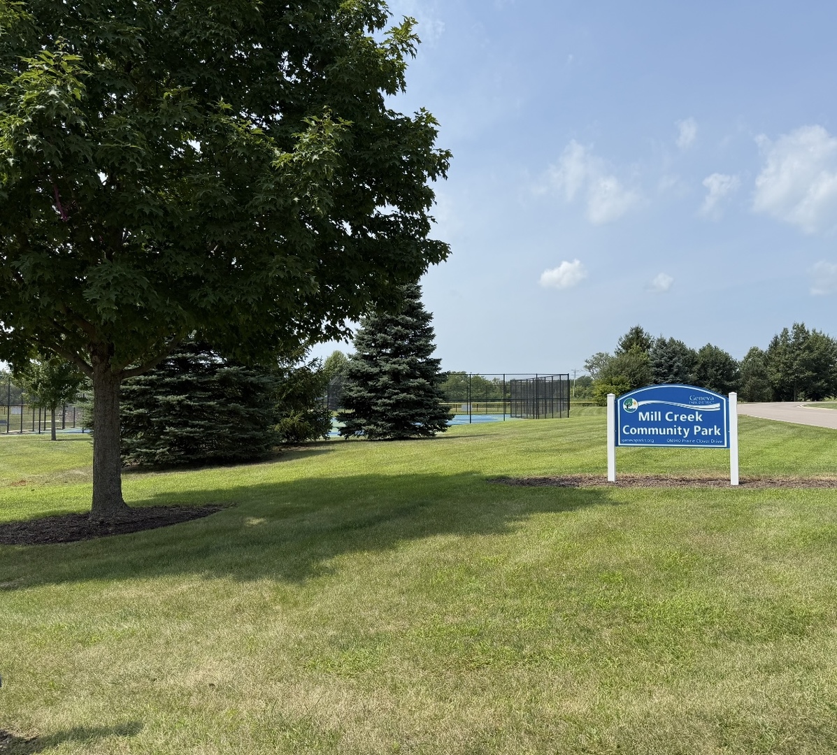 39W507 Newton Square, Geneva, IL 60134