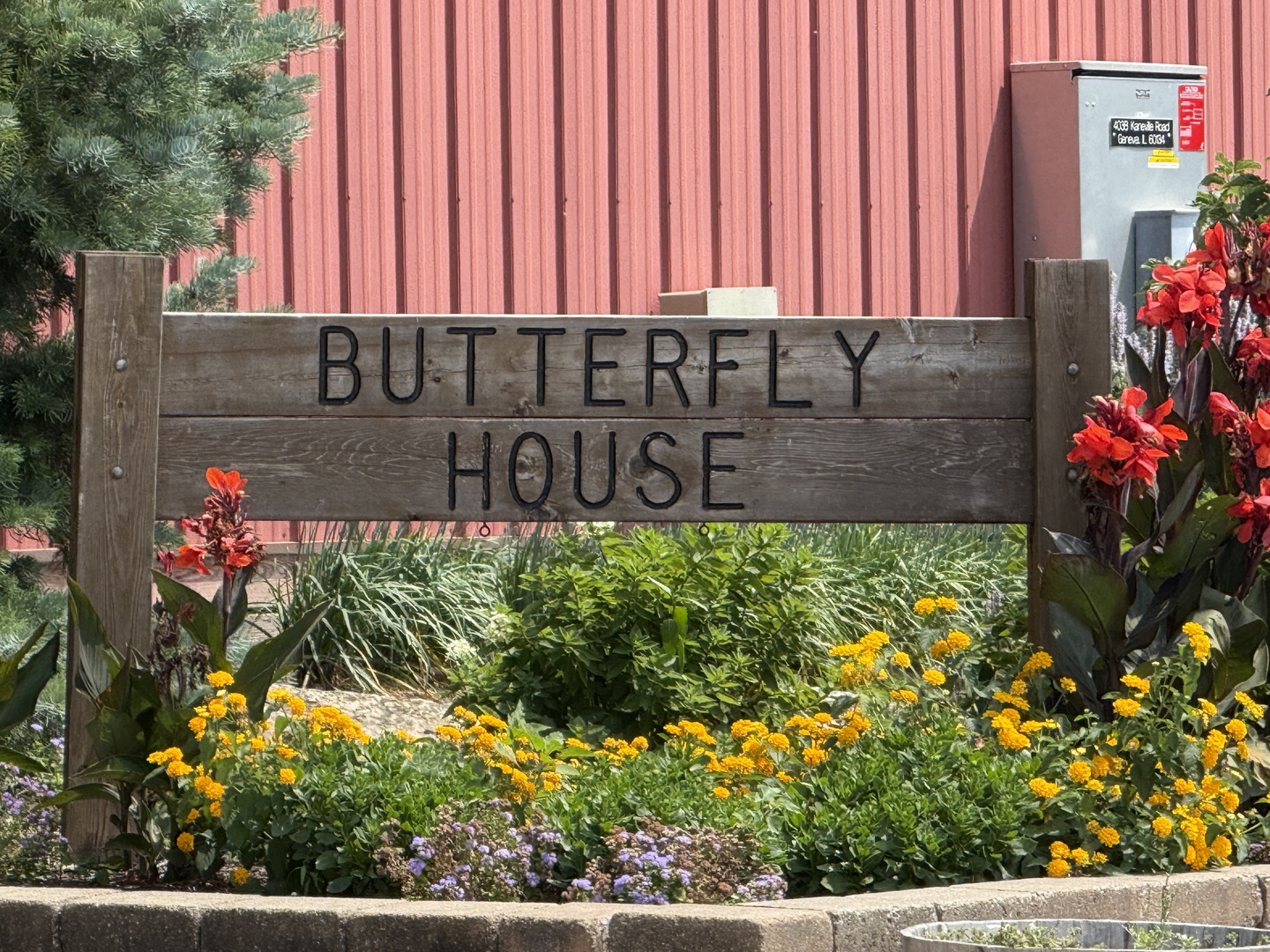 39W507 Newton Square, Geneva, IL 60134