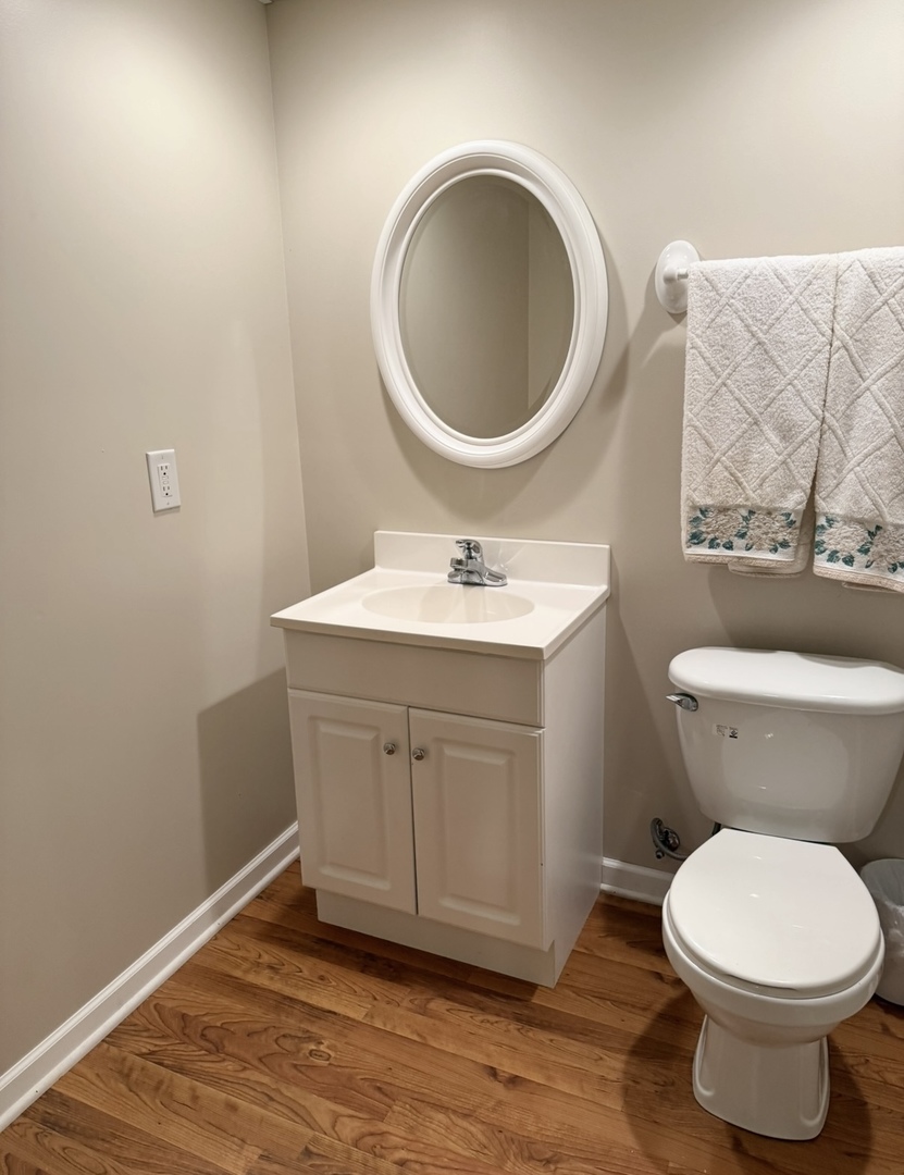 39W507 Newton Square, Geneva, IL 60134