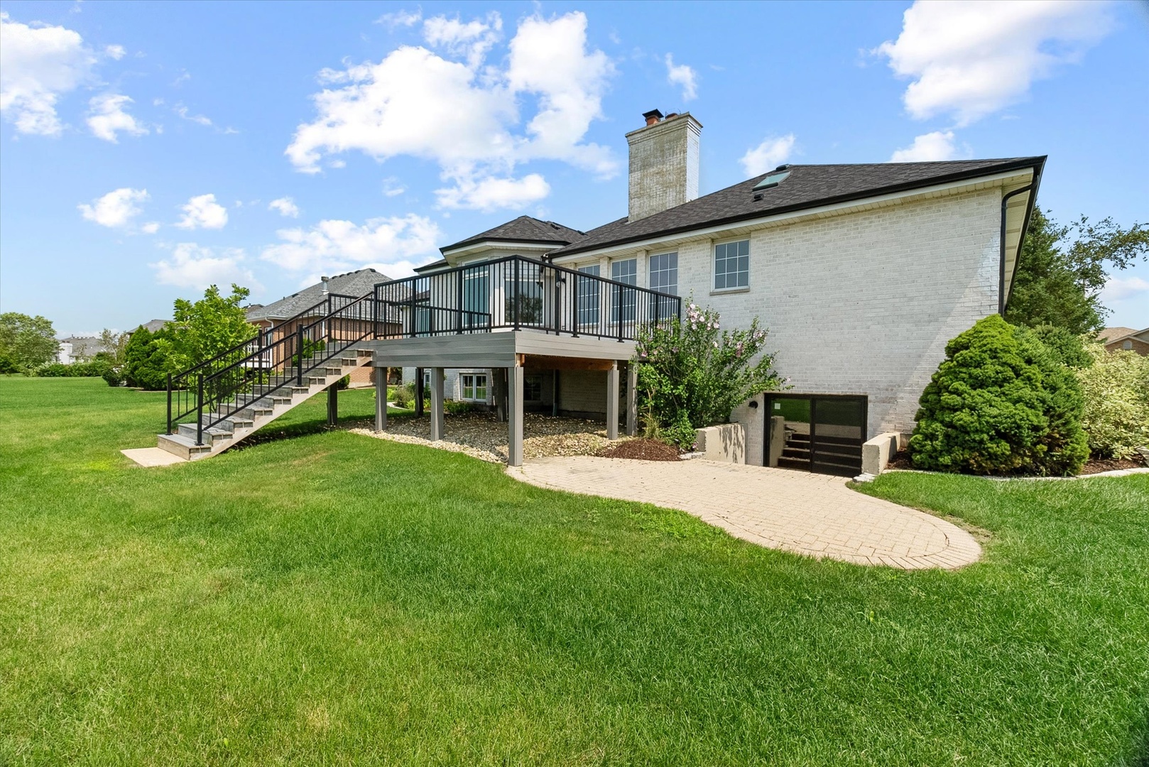 16160 W Blackhawk Drive, Lockport, IL 60441