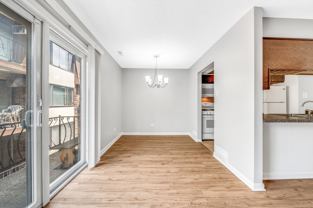 9830 Sayre Avenue #16, Chicago Ridge, IL 60415