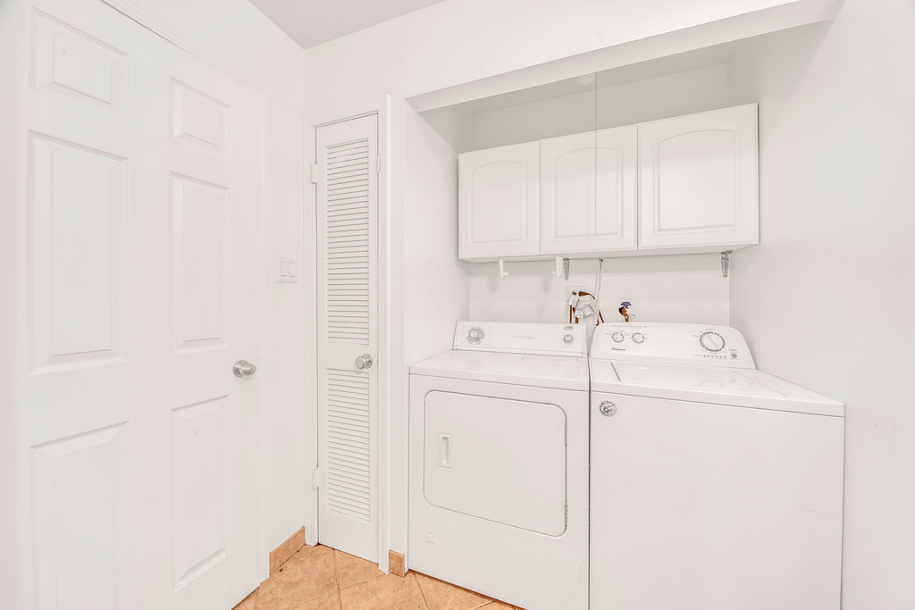 9830 Sayre Avenue #16, Chicago Ridge, IL 60415