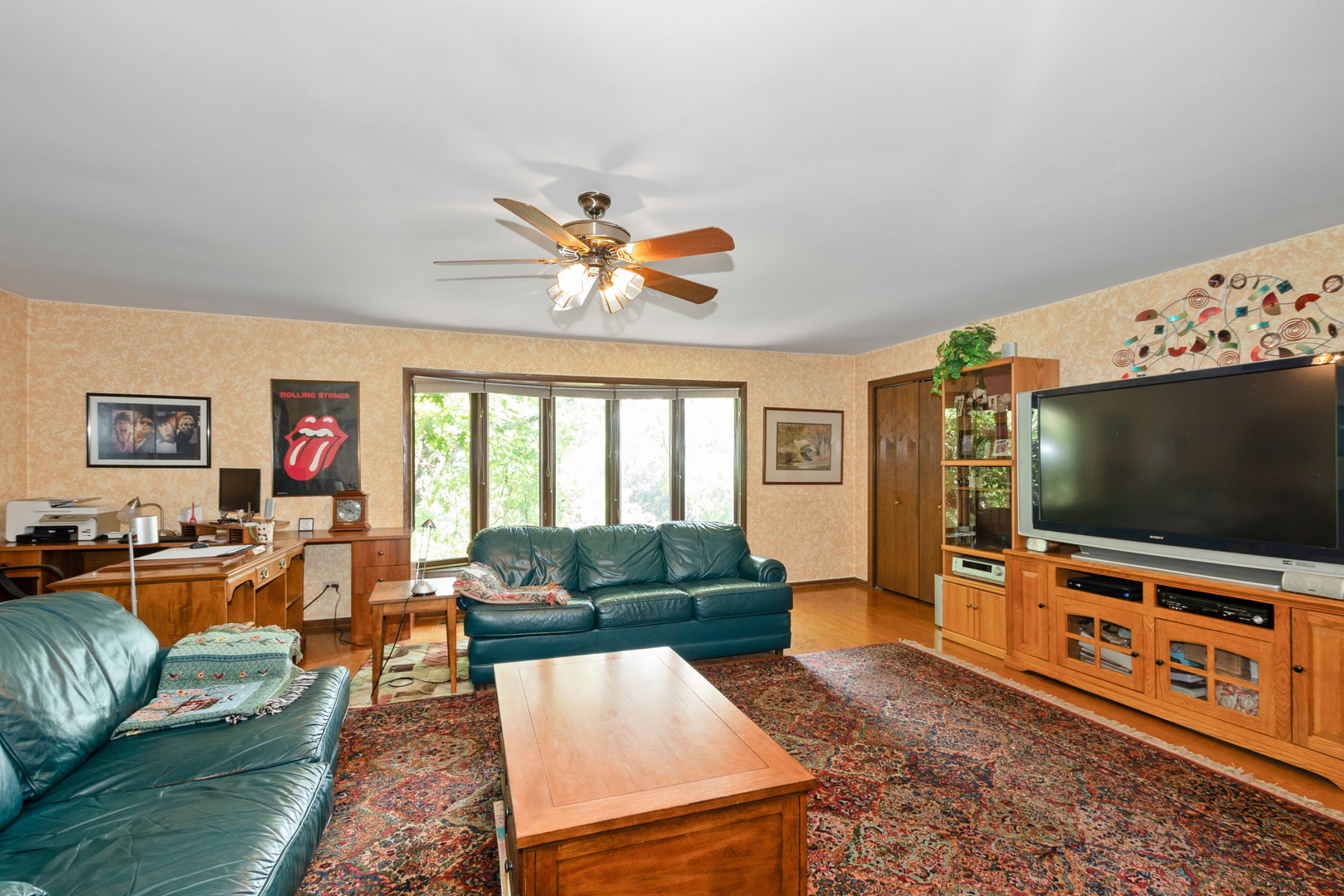 9940 S Wood Lane, Palos Hills, IL 60465
