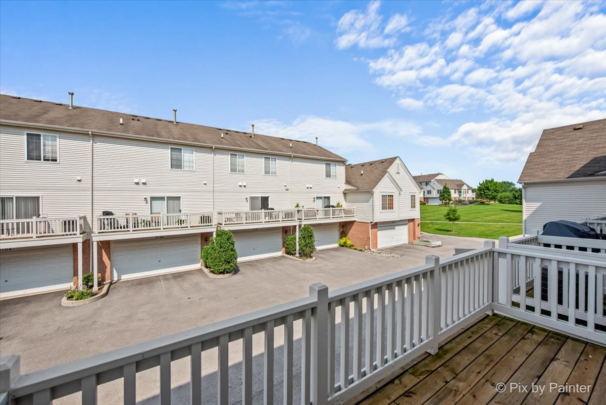 2122 Concord Drive, McHenry, IL 60050