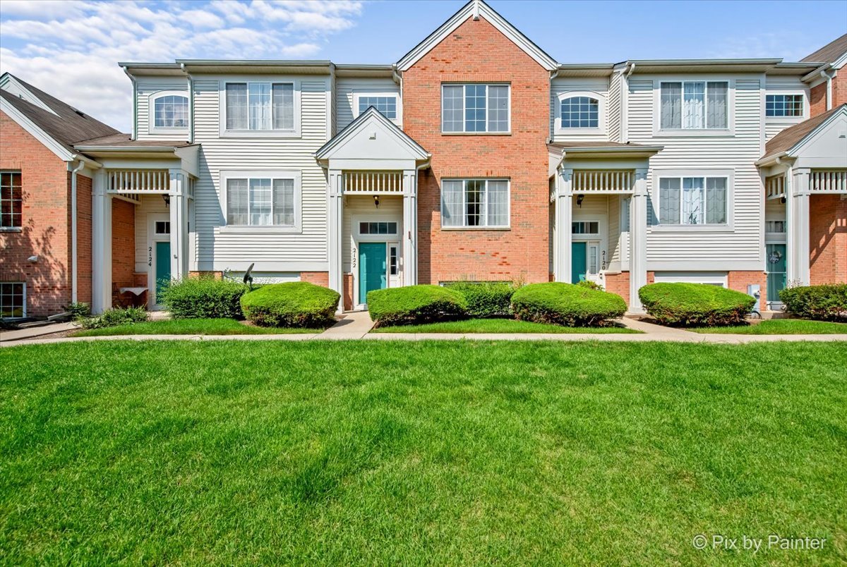 2122 Concord Drive, McHenry, IL 60050