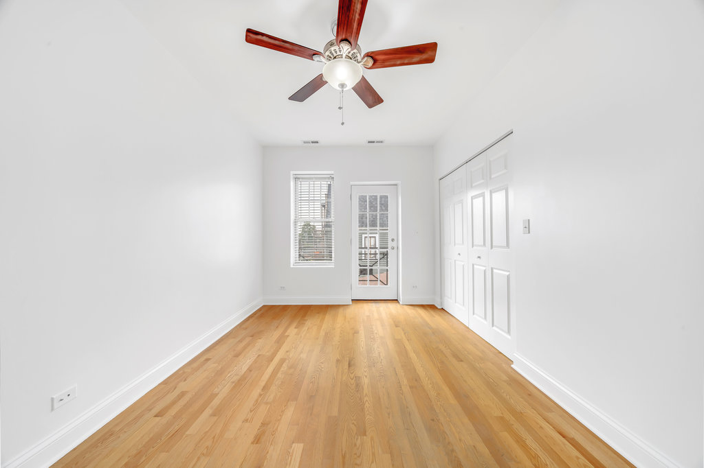 3425 W Berteau Avenue #2, Chicago, IL 60618