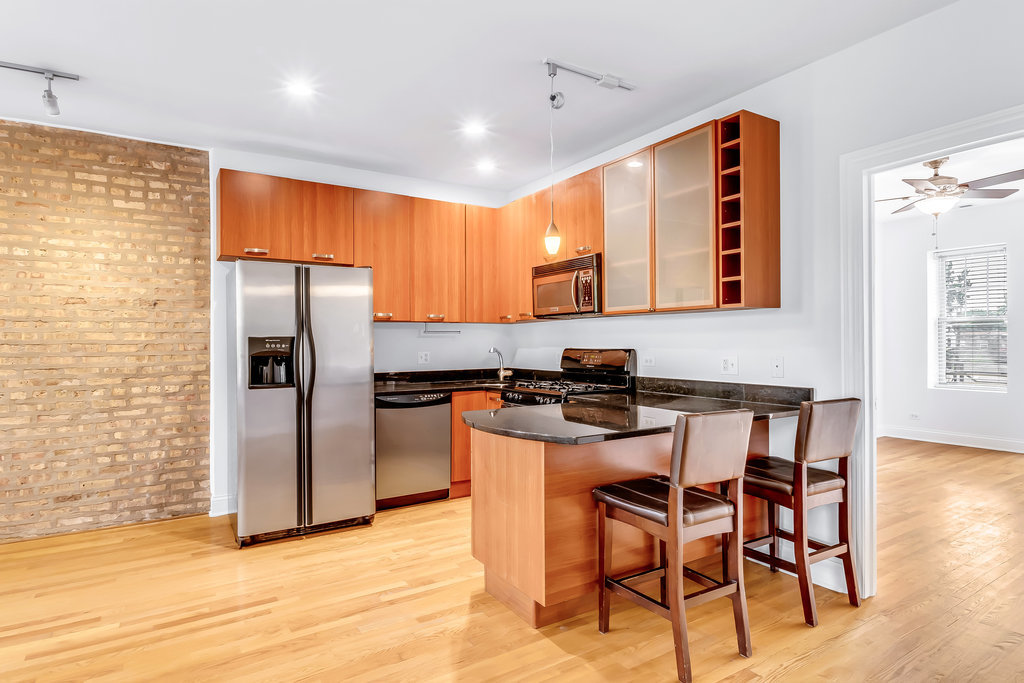 3425 W Berteau Avenue #2, Chicago, IL 60618