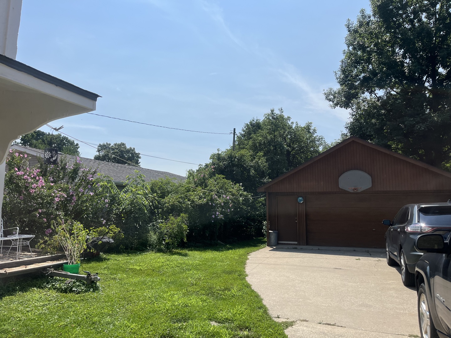 8105 W 26th Street, North Riverside, IL 60546