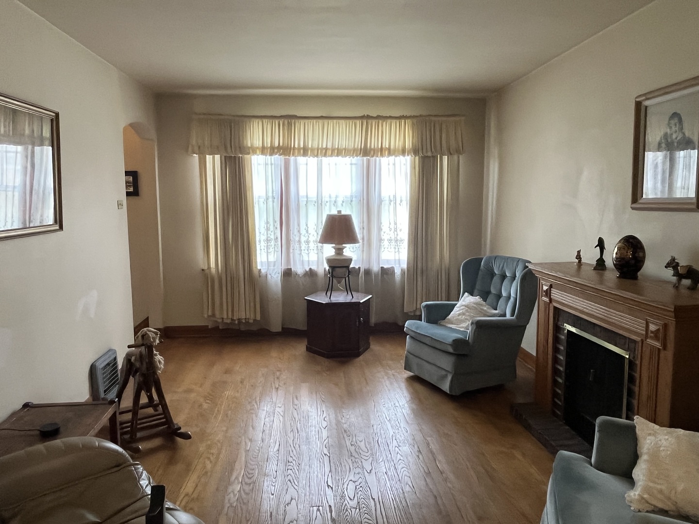 8105 W 26th Street, North Riverside, IL 60546