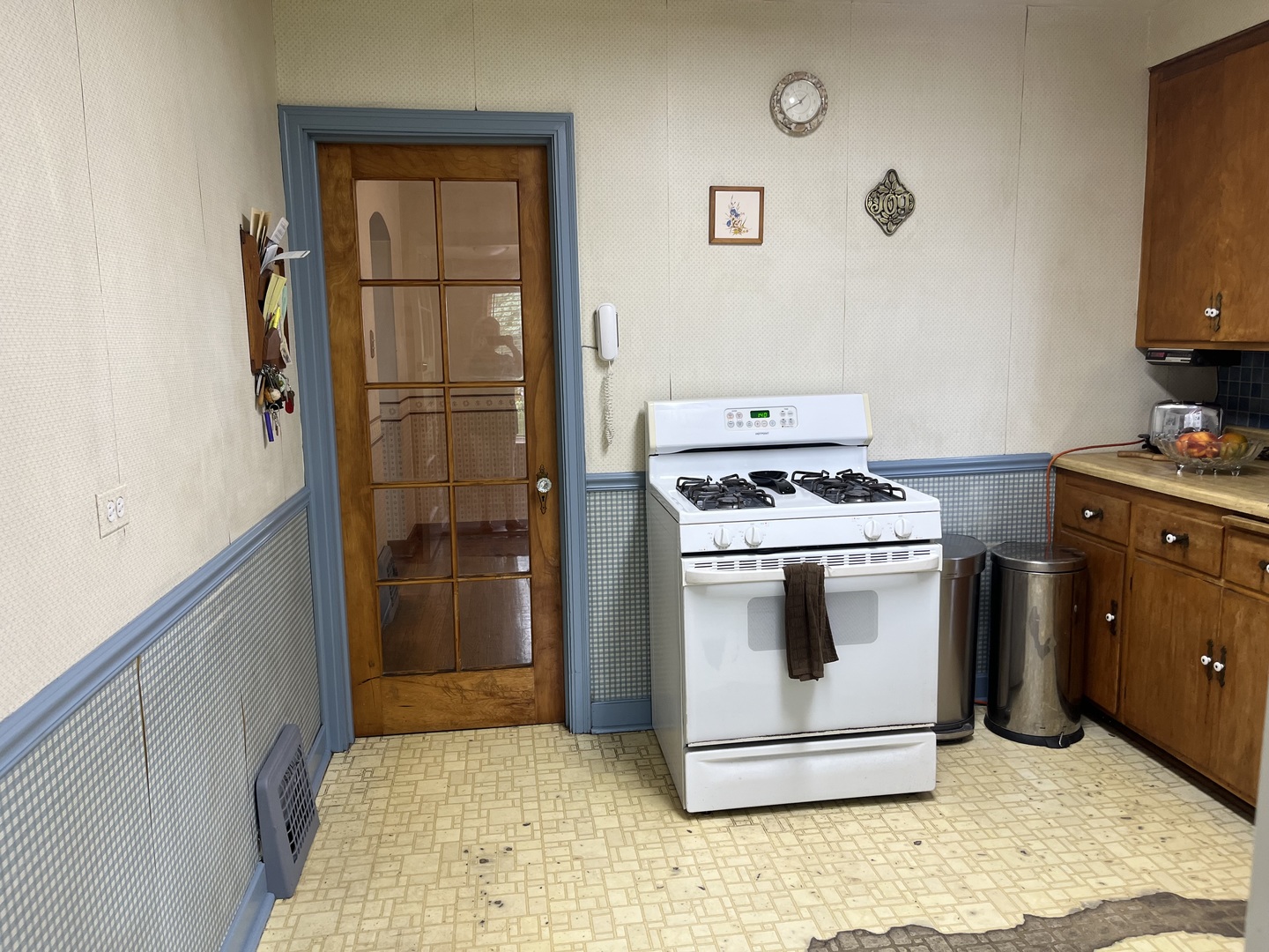 8105 W 26th Street, North Riverside, IL 60546