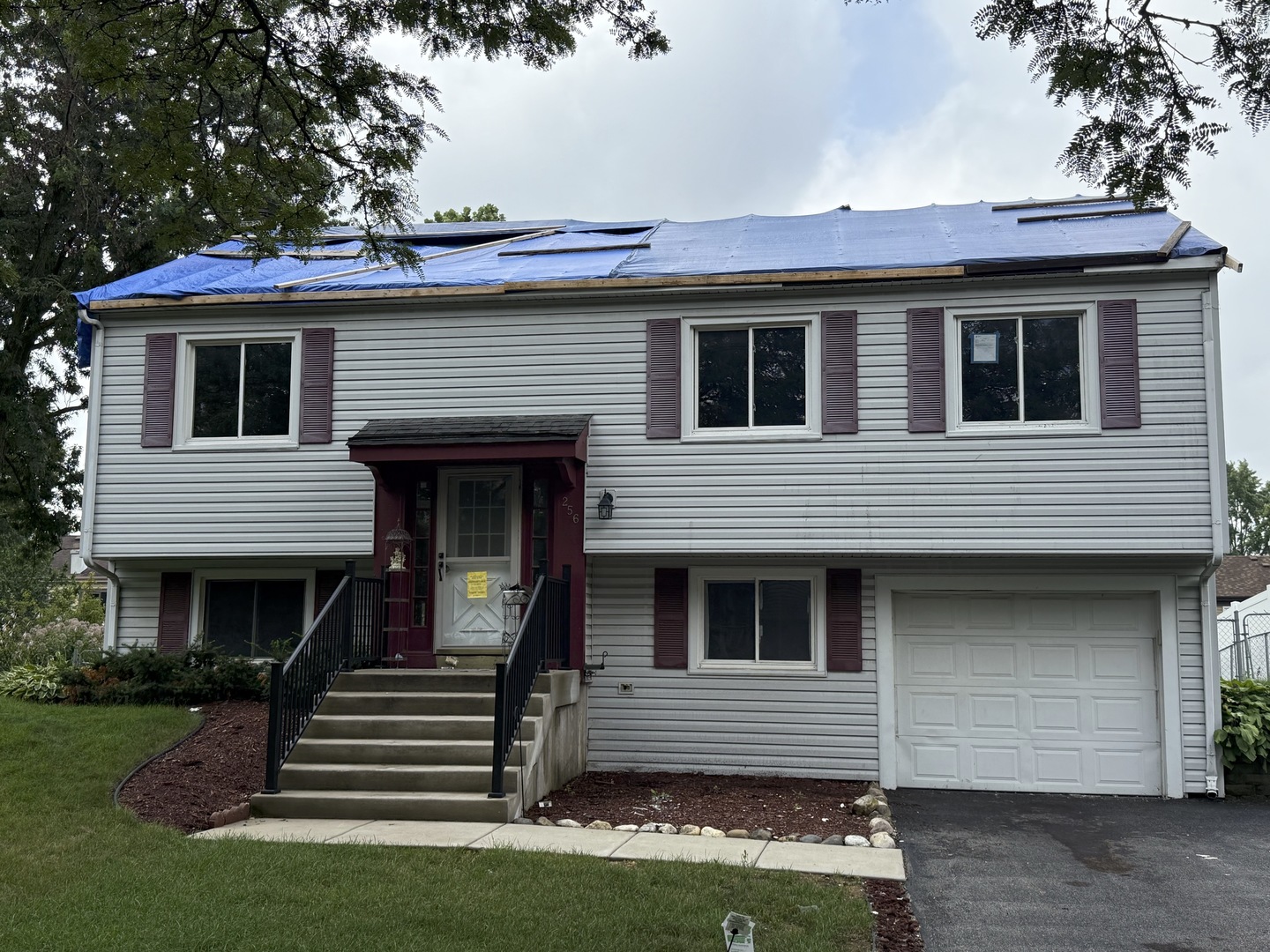 256 Mccook Court, Bartlett, IL 60103
