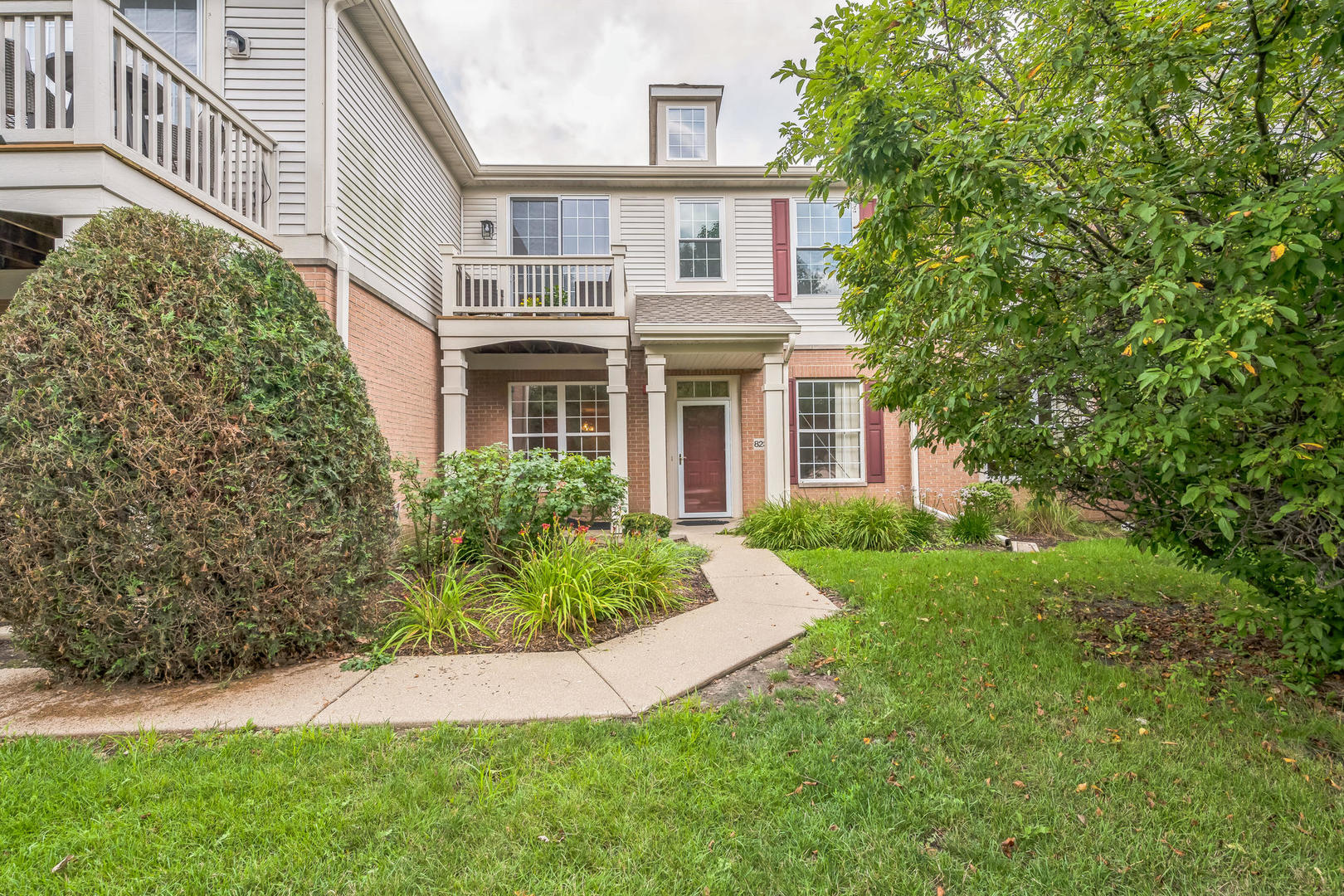 8232 Concord Lane #B, Justice, IL 60458