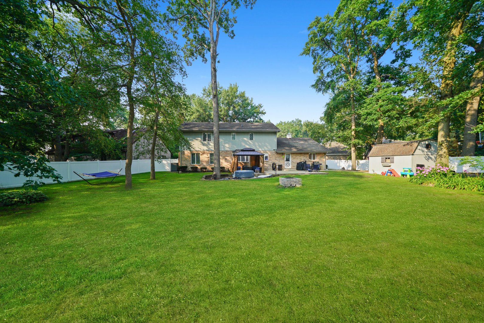 18118 Whitman Lane, Lansing, IL 60438