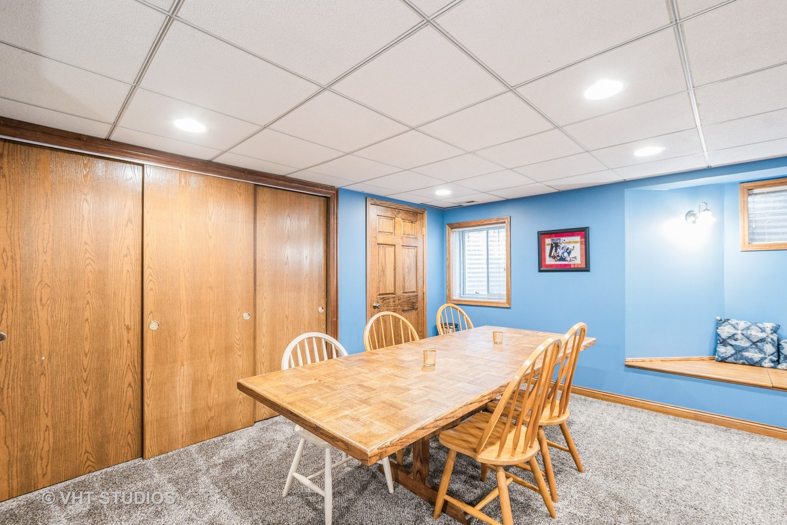 8011 NIELSEN Drive, Tinley Park, IL 60477