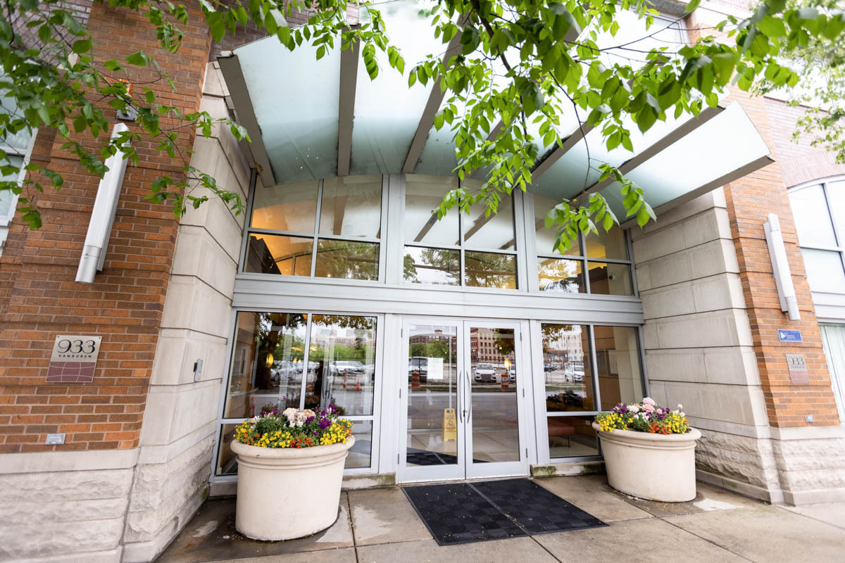 933 W VAN BUREN Street #612, Chicago, IL 60607