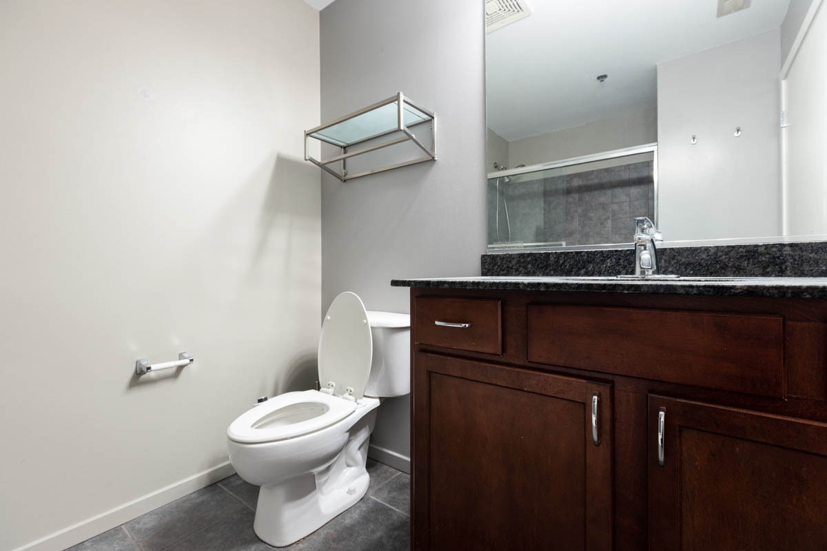 933 W VAN BUREN Street #612, Chicago, IL 60607