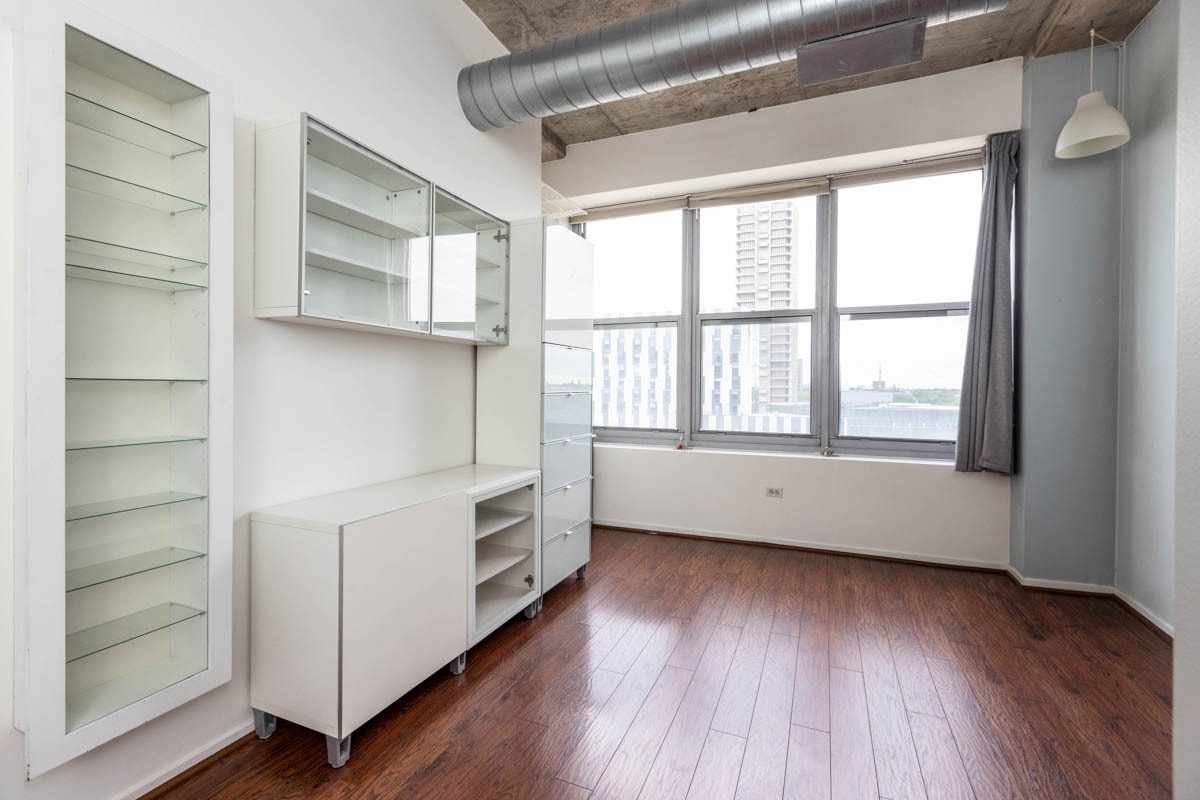 933 W VAN BUREN Street #612, Chicago, IL 60607