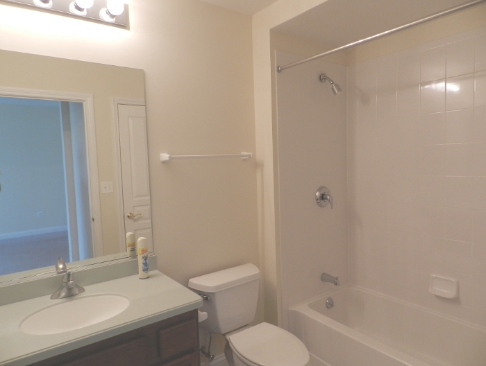 101 pointe Drive #203, Northbrook, IL 60062