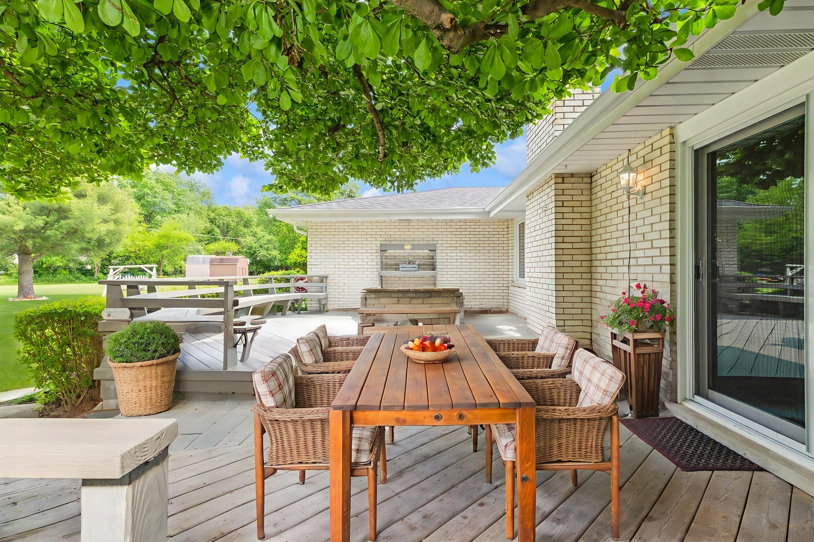 24827 S Chestnut Lane, Crete, IL 60417