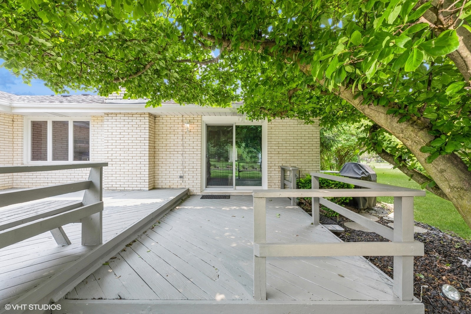 24827 S Chestnut Lane, Crete, IL 60417