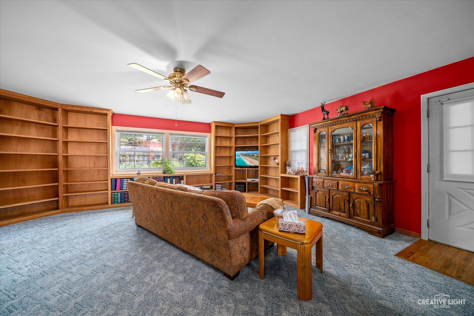 150 S Western Avenue, Aurora, IL 60506